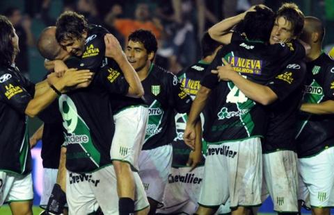 Crónica sudamericana, Argentina: Banfield campeón del Apertura