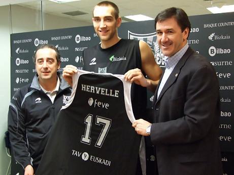 Axel Hervelle se marcha cedido del Real Madrid al Bilbao Basket