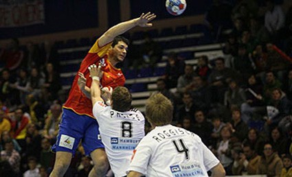 Europeo de balonmano: España vence a Alemania y supera la primera final