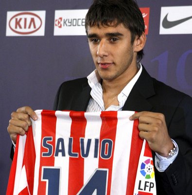 El Atlético de Madrid presenta su último fichaje: Salvio