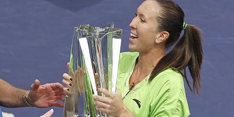Indian Wells 2010: Jelena Jankovic es la campeona femenina tras ganar a Caroline Wozniacki