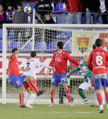 Liga Española 2009/10 2ª División: la Real acaba como líder ya que el Hércules frena su progresión