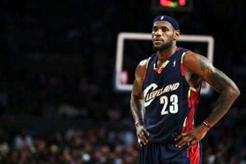 Lebron James: «No pararé hasta darle un anillo a Cleveland»