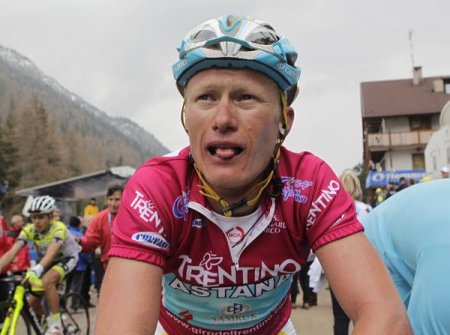 Giro de Trentino: Vinokourov gana por 12 centésimas