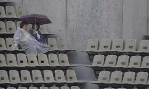 Roland Garros 2010:  partidos de Rafael Nadal, Nicolás Almagro entre otros, son cancelados hasta mañana por lluvia en París