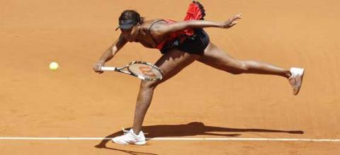 Masters de Madrid 2010: Venus Williams avanza a semifinales, Jankovic es eliminada