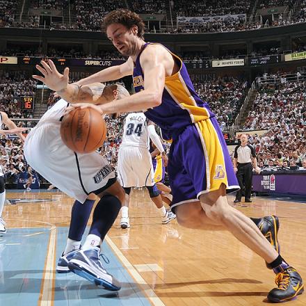 NBA play offs, segunda ronda: los Lakers y los Magic están cerca de las finales tras ganar otra vez a Jazz y Hawks