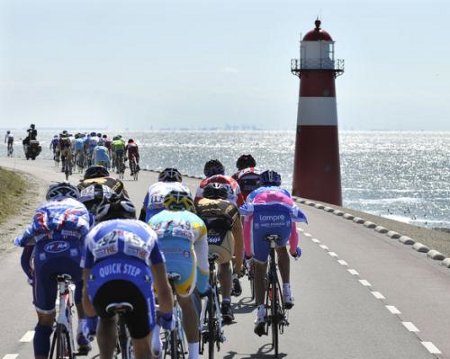 Giro de Italia 2010: el viento causa estragos en la tercera etapa que gana Weylandt