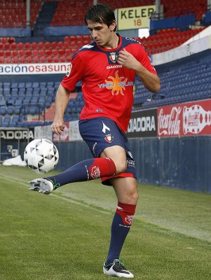 Dejan Lekic, Asier Riesgo y Soriano, altas de Osasuna para la próxima temporada