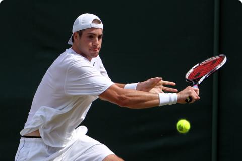 Wimbledon 2010: Isner y Mahut juegan durante casi 10 horas y se marchan sin acabar y con 59-59 en el quinto set