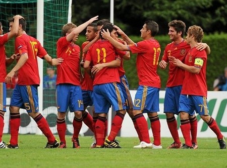 Europeo sub 19: España derrota a Italia y jugará las semifinales contra Inglaterra