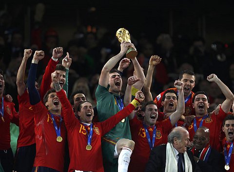 Mundial de Sudáfrica: Del Bosque y 6 españoles más en el once ideal de la FIFA