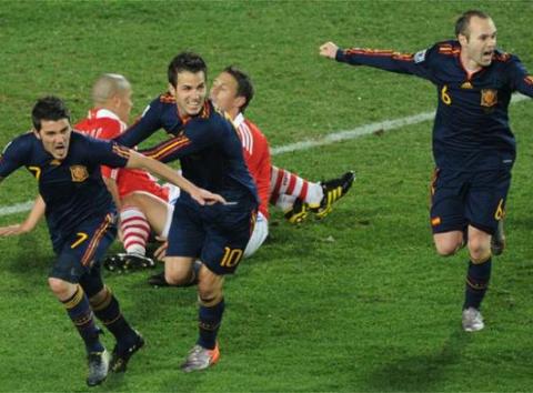 Mundial de Sudáfrica: España gana por 1-0 a Paraguay y jugará semifinales ante Alemania