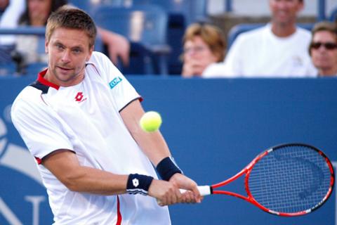 US Open 2010: Federer y Söderling a cuartos de final, Albert Montañés eliminado