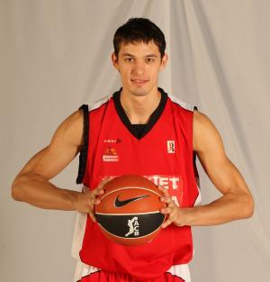 Supercopa ACB: Sergyi Gladyr, campeón del Concurso de Triples