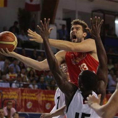 Mundobasket de Turquía 2010: Nueva Zelanda ayuda a España, que jugará ante Grecia y evita a EEUU hasta la final
