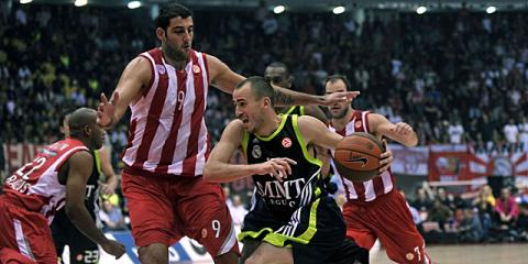 Arrancó la Euroliga de baloncesto con victoria de Olympiacos sobre Real Madrid