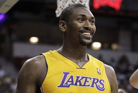 Ron Artest sorteará su anillo de campeón de la NBA con fines benéficos