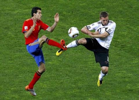 Entrevista con Sergio Busquets, mediocentro del F.C. Barcelona y la selección española