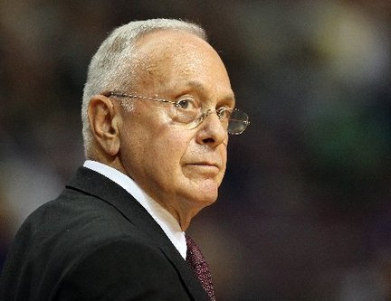 NBA: Larry Brown ya no es el entrenador de los Bobcats