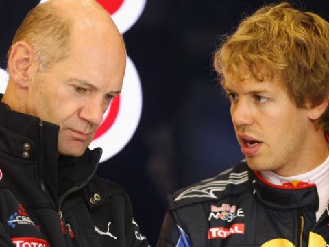 Ferrari pone sus ojos en Red Bull y se interesa por Sebastian Vettel y Adrian Newey para el futuro