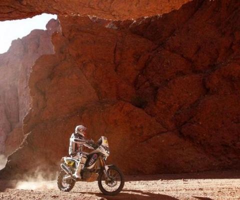 Dakar 2011 Etapa 4: Marc Coma repite triunfo por delante de Despres y se coloca como líder