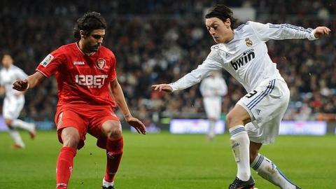 Copa del Rey 2010/11: el Real Madrid gana por 2-0 al Sevilla y jugará la final frente al F.C. Barcelona