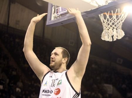 El pivot francés Frederic Weis deja el baloncesto a los 33 años