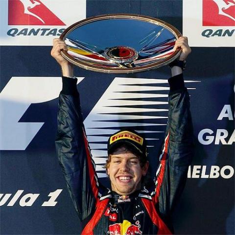 GP de Australia de Fórmula 1: Vettel consigue el primer triunfo del año seguido por Hamilton, Petrov y Alonso