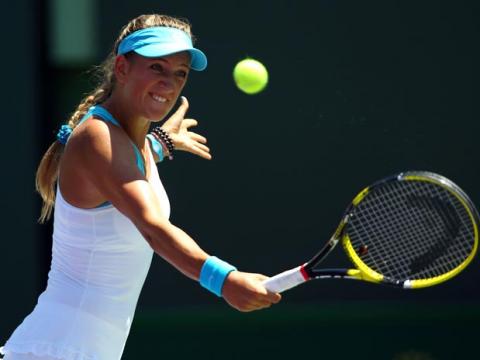 WTA Marbella: Azarenka y Begu finalistas; WTA Charleston: Wozniacki y Vesnina finalistas