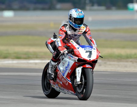 Carlos-Checa Carlos Checa, lider del Mundial de Superbikes