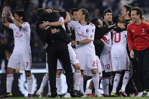 El AC Milán canta el alirón y se alza con el Scudetto en Italia