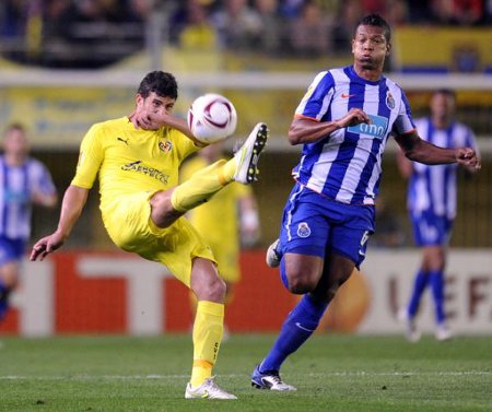 Europa League 2010/11: el Villarreal se despide de Europa ganando 3-2 al Oporto