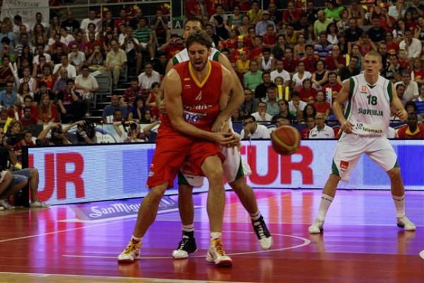 Pau - Eslovenia