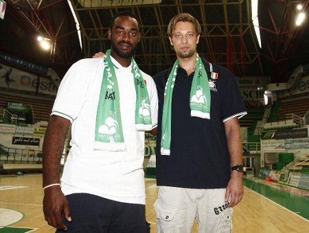 Summers y Andersen DaJuan Summers y David Andersen, fichajes de Montepaschi