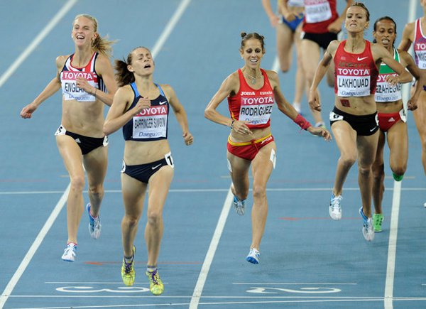 Natalia Rodriguez Natalia Rodríguez cruza la meta en tercera posición