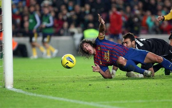 Puyol Puyol marca ante el Zaragoza
