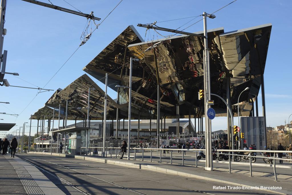 El Mercat dels Encants Vells, uno de los mercados más antiguos de Europa