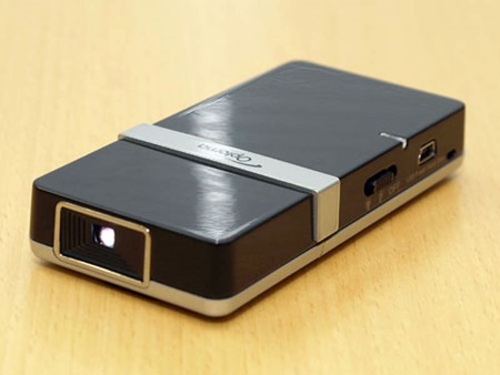 Mini-proyector Optoma para el iPhone/iPod Touch