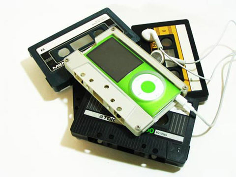 Funda para iPod Nano con forma de cassette