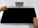 El nuevo iMac de 27 pulgadas también pasa por la mesa de operaciones