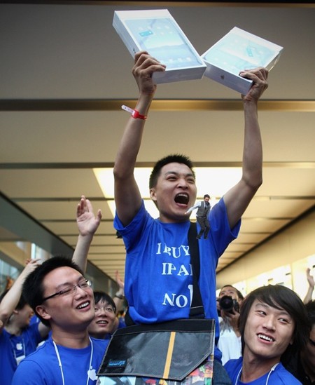 Mira al primer hombre de China con un iPad