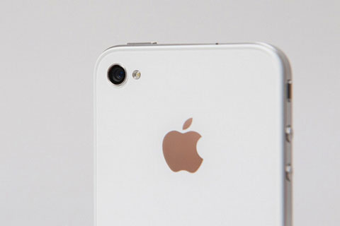 Una nueva pintura podría solucionar los problemas de producción del iPhone 4 blanco