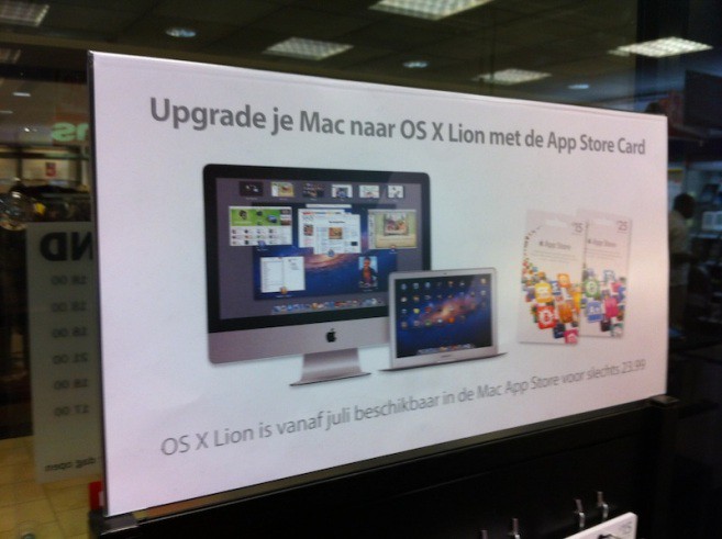 Se empiezan a ver carteles publicitarios de Mac OS X Lion. Esto es inminente.