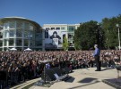 Apple rinde homenaje a su fundador Steve Jobs