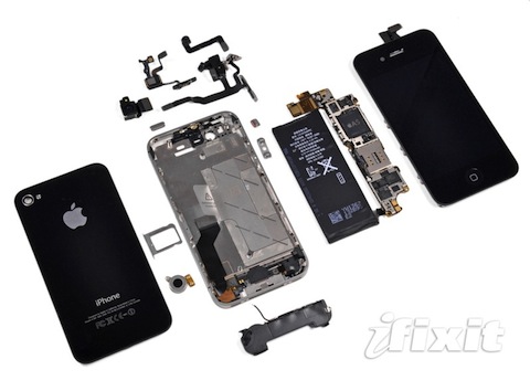 El destripe del iPhone 4S explica algunos detalles, y confirma otros