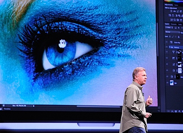 La historia sobre la demanda a Apple por la foto de la Keynote del MacBook Pro con pantalla Retina