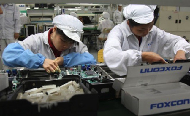 Foxconn se diversifica para crear su propia gama de accesorios y software