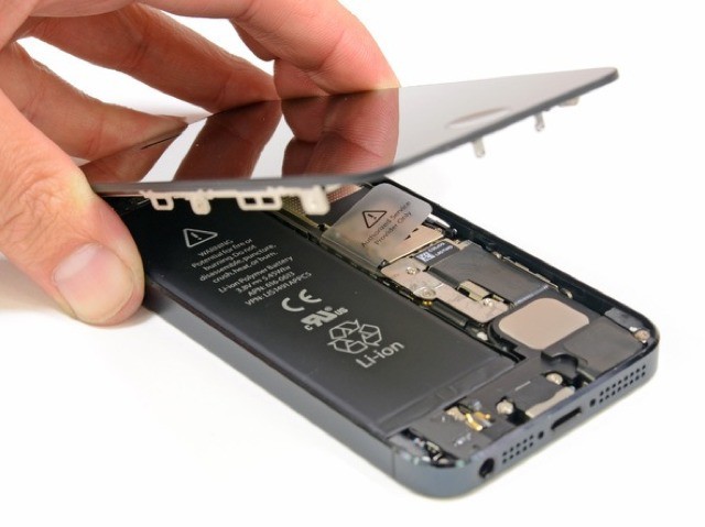 Todo listo para que las pantallas del iPhone 5S se empiecen a producir