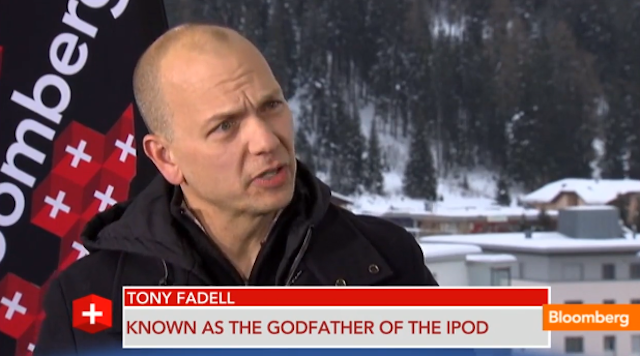 Tony Fadell habla sobre su relación con Apple: «Ahora, la pelota está en su tejado»